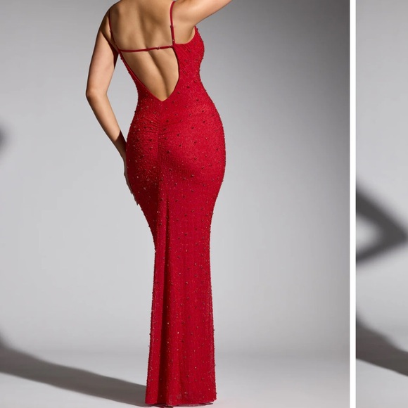 Oh Polly Colmar Embellished Plunge Neck Evening Gown - Picture 3 of 8